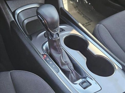 Used 2024 Chevrolet Malibu LT FWD image 19