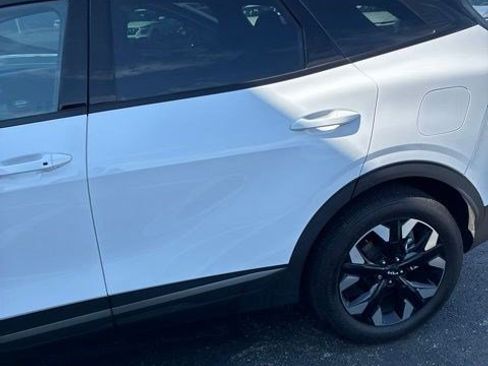 Used 2024 Kia Sportage X-Line AWD/4WD image 4