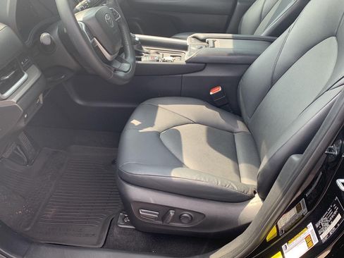 Used 2024 Toyota Grand Highlander AWD Hybrid image 20