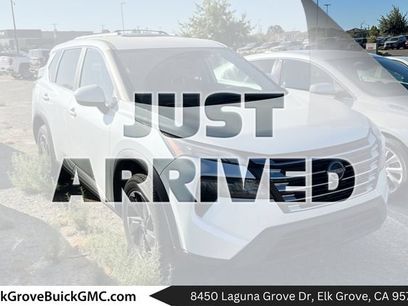 Used 2024 Nissan Rogue SV