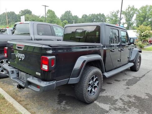 Used 2021 Jeep Gladiator Overland AWD/4WD image 6