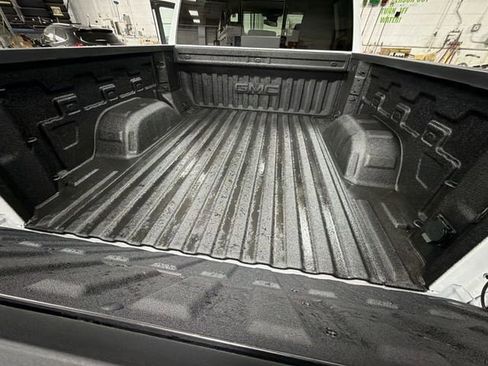 New 2026 GMC Sierra 1500 SLT w/ SLT Premium Plus Package image 26