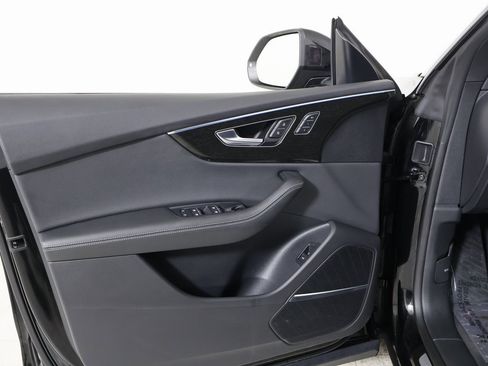 Used 2023 Audi Q8 Premium Plus w/ Premium Plus Package image 21