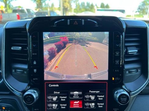 Used 2020 RAM 1500 Laramie AWD/4WD image 32