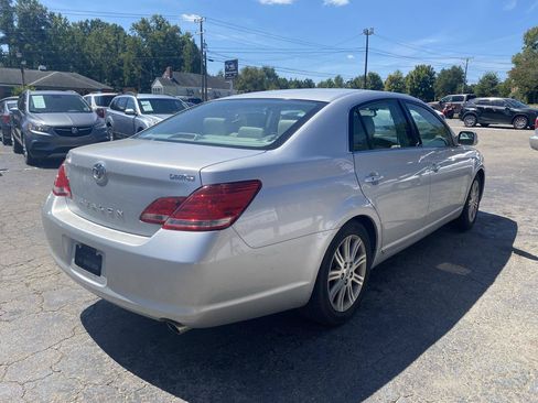 Used 2006 Toyota Avalon Limited FWD image 5