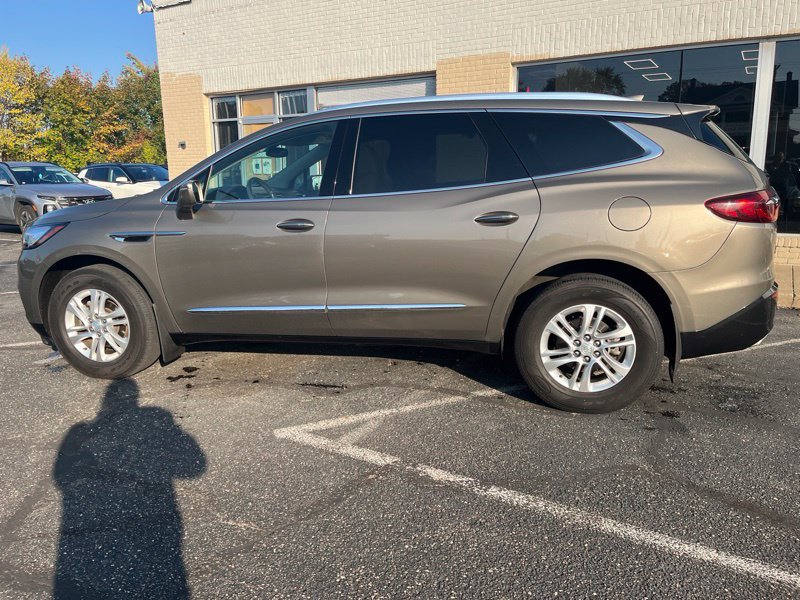 Used 2020 Buick Enclave Essence w/ Sound and Sites Package AWD/4WD image 8