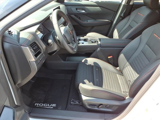 New 2026 Nissan Rogue SV AWD/4WD image 4
