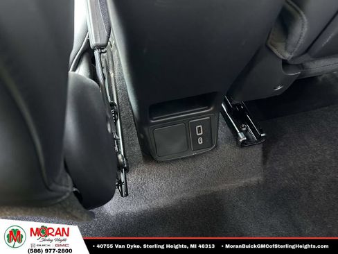 Certified 2023 Buick Encore GX Preferred FWD image 12