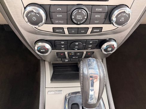 Used 2012 Ford Fusion SEL FWD image 24