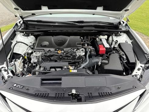 Used 2021 Toyota Camry LE w/ Cold Weather Package FWD image 30
