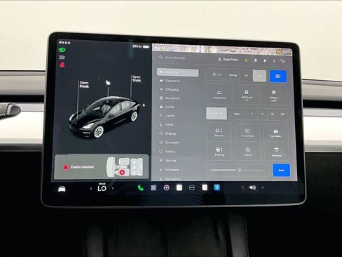 Used 2021 Tesla Model 3 Long Range image 32