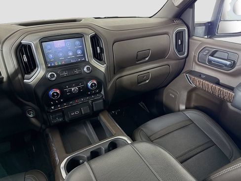 Used 2023 GMC Sierra 3500 Denali w/ Denali Ultimate Package AWD/4WD image 24