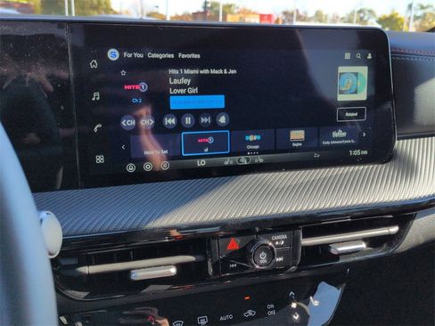 New 2026 Nissan Kicks SR w/ Cold Weather Package image 12