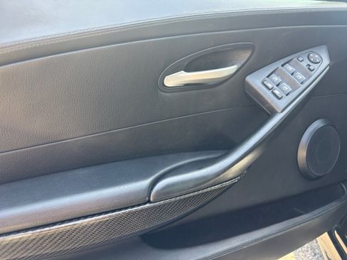 Used 2007 BMW M6 Convertible RWD image 11