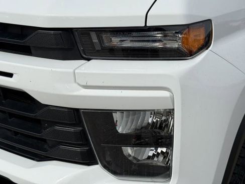 Certified 2025 Chevrolet Silverado 2500 Custom w/ Custom Convenience Package image 18