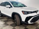 New 2025 Volkswagen Taos SE image 3