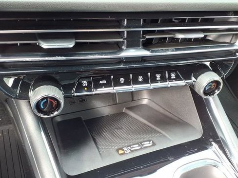 New 2026 Chevrolet Traverse LT w/ Enhanced Driving Package image 11