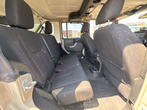 Used 2017 Jeep Wrangler Unlimited Sport w/ Quick Order Package 24S AWD/4WD image 15