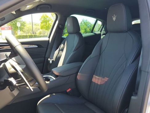 New 2024 Maserati Grecale Modena AWD/4WD image 17