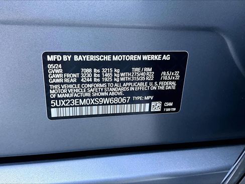 Used 2025 BMW X7 xDrive40i w/ M Sport Package image 33