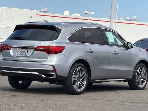 Used 2018 Acura MDX w/ Advance & Entertainment AWD/4WD image 2