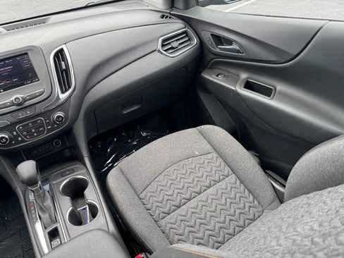Used 2024 Chevrolet Equinox LT w/ LPO, Floor Liner Package FWD image 15
