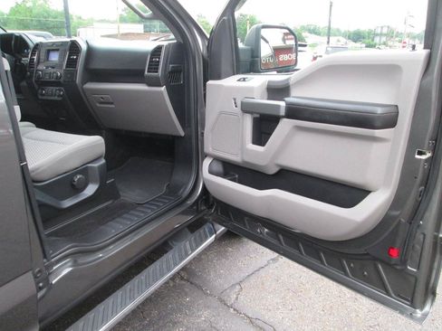 Used 2018 Ford F150 XLT w/ Equipment Group 301A Mid RWD image 28