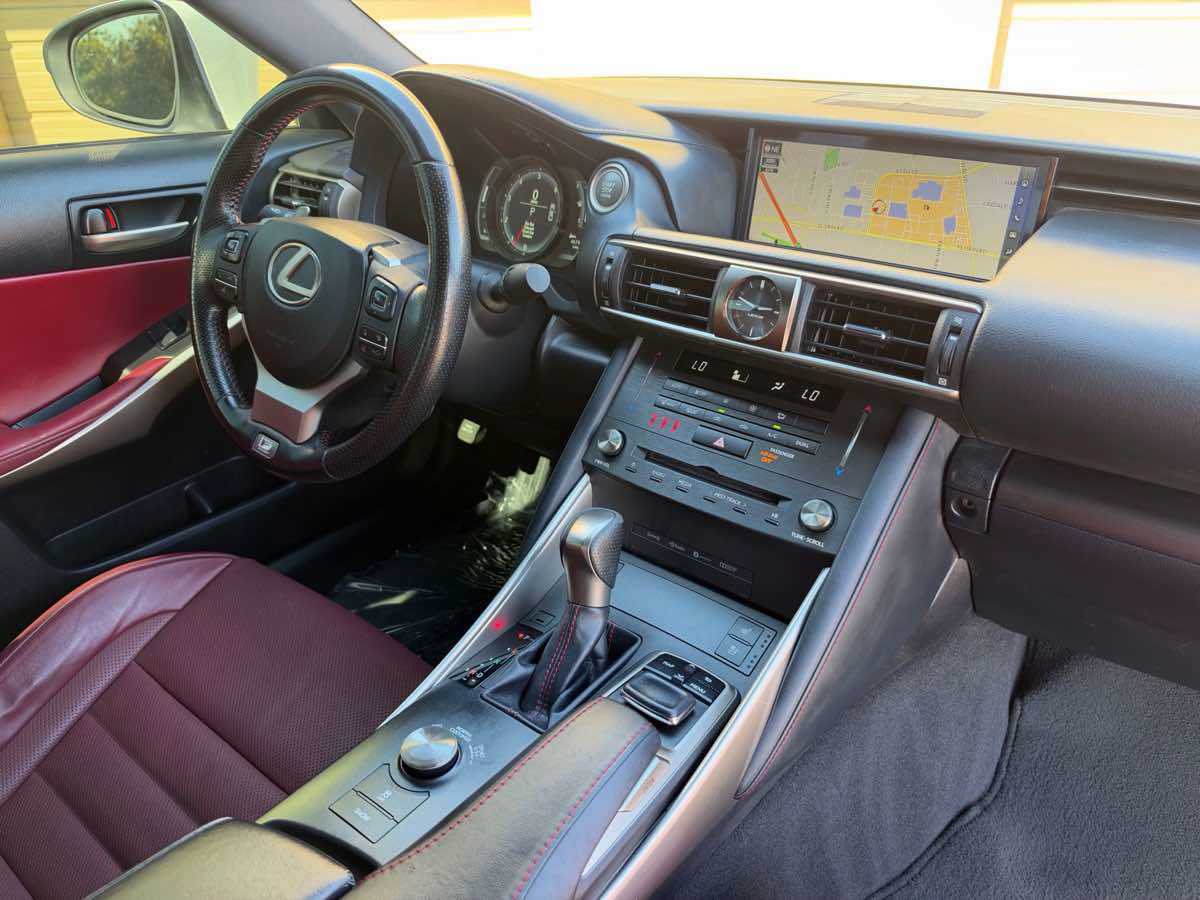 Used 2020 Lexus IS 350 F Sport w/ F Sport Package RWD image 19