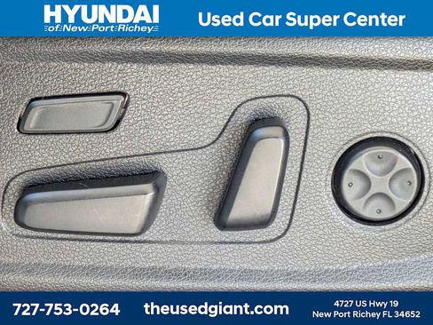 Used 2022 Hyundai Palisade Calligraphy w/ Winter Package image 28