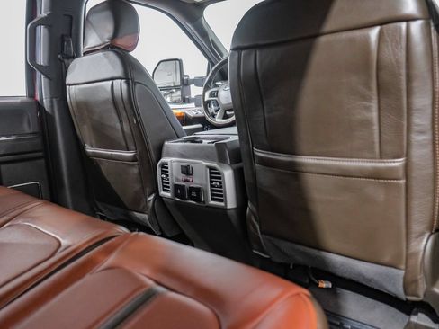 Used 2020 Ford F250 King Ranch w/ King Ranch Ultimate Package AWD/4WD image 36