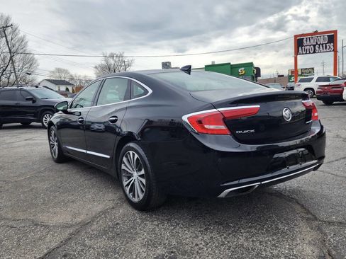 Used 2017 Buick LaCrosse Essence image 5