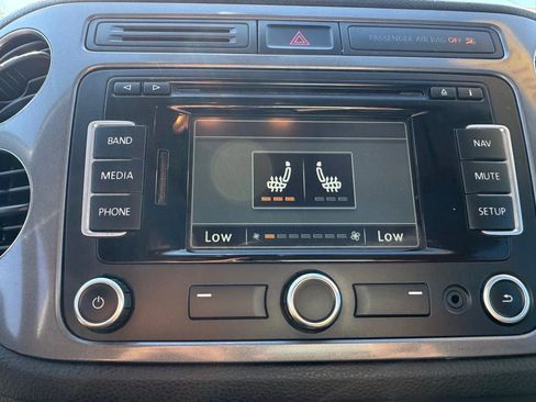 Used 2013 Volkswagen Tiguan SEL image 29