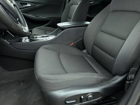 Used 2023 Chevrolet Malibu LT FWD image 16
