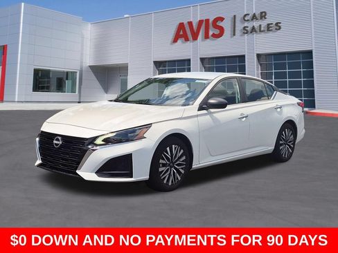 Used 2025 Nissan Altima 2.5 SV FWD image 1