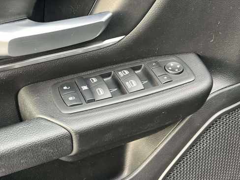 Used 2022 RAM 1500 Big Horn image 27