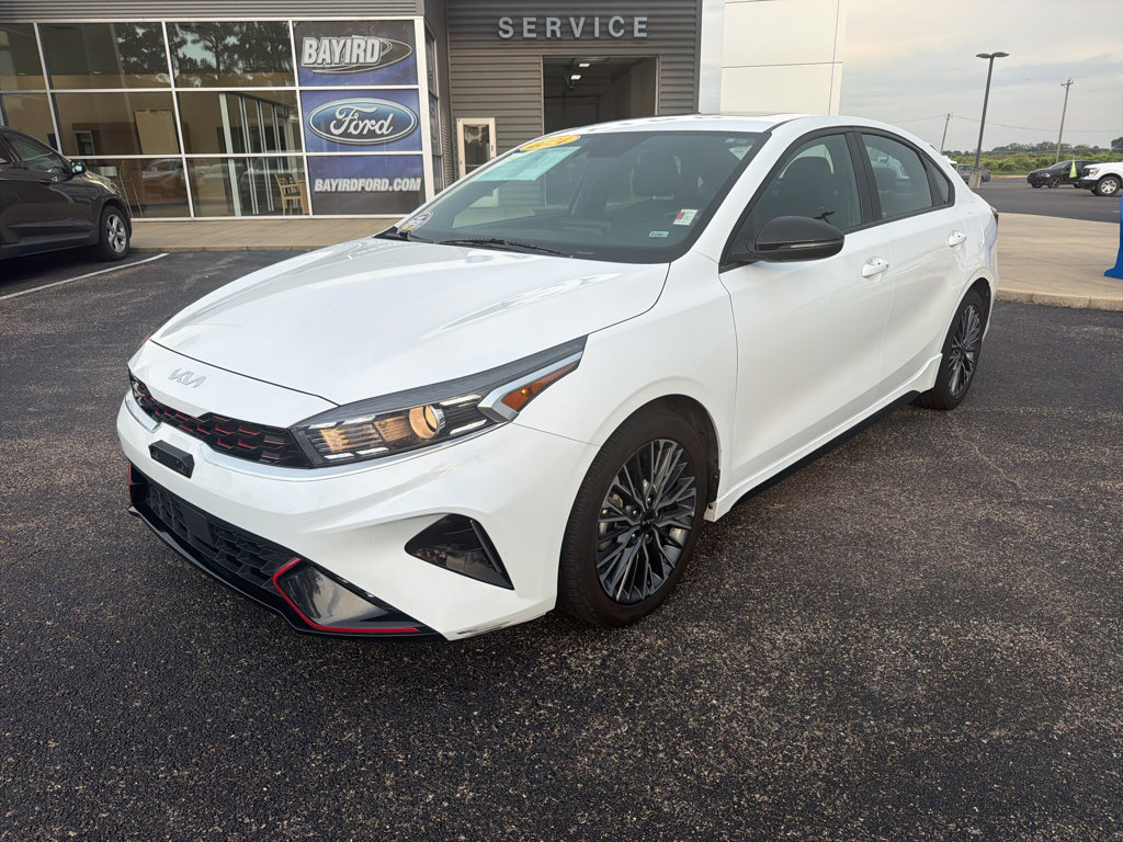 Used 2024 Kia Forte GT-Line w/ GT-Line Premium Package FWD image 2