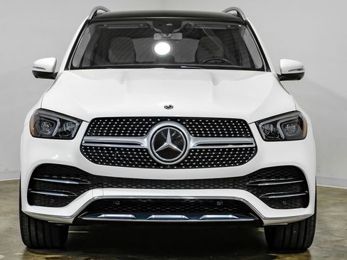 Used 2020 Mercedes-Benz GLE 350 w/ AMG Line Exterior image 6