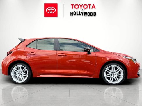 New 2026 Toyota Corolla SE FWD image 3