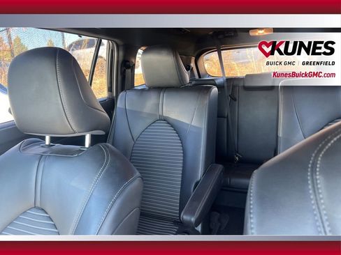 Used 2024 Toyota Highlander XSE AWD/4WD image 17