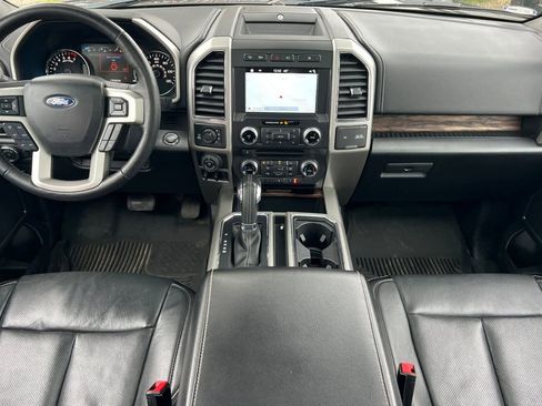 Used 2018 Ford F150 Lariat w/ Equipment Group 502A Luxury image 4