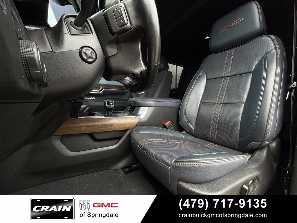 Used 2023 Chevrolet Silverado 1500 High Country w/ Technology Package AWD/4WD image 23