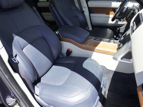 Used 2019 Land Rover Range Rover Supercharged AWD/4WD image 24