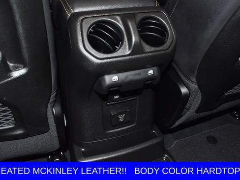 Used 2024 Jeep Wrangler Unlimited Sahara w/ Technology Group AWD/4WD image 28