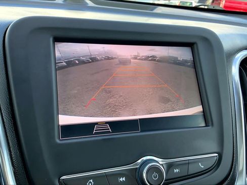 Used 2022 Chevrolet Equinox LT image 26