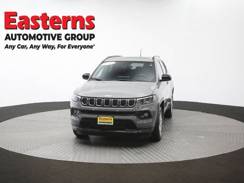 Used 2023 Jeep Compass Latitude w/ Sun and Sound Group AWD/4WD image 55