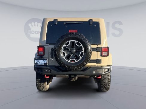 Used 2016 Jeep Wrangler Unlimited Rubicon image 5