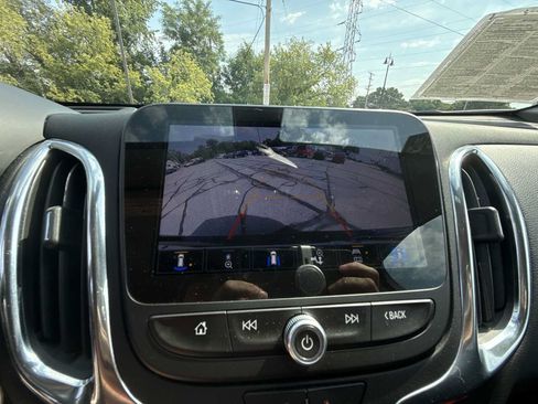 Certified 2024 Chevrolet Equinox LT FWD image 14