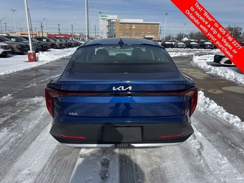 Used 2025 Kia K4 LXS image 4