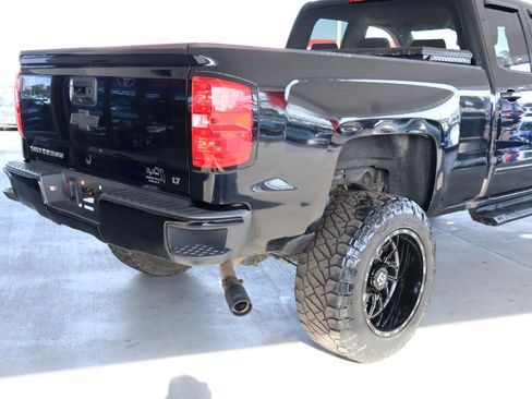 Used 2018 Chevrolet Silverado 1500 LT RWD image 7