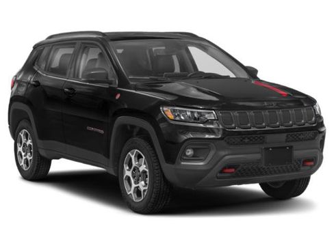Certified 2022 Jeep Compass Trailhawk AWD/4WD image 6